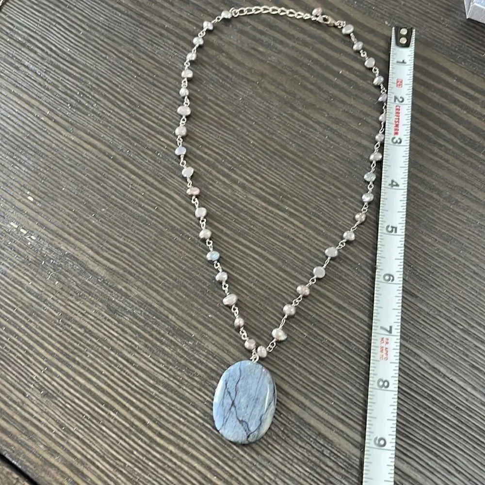 N/A beaded stone